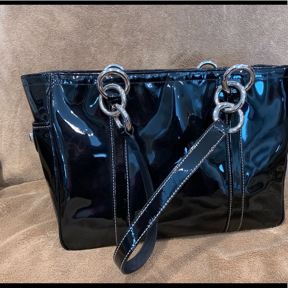 Coach black patent leather bag - Picture 4 of 8